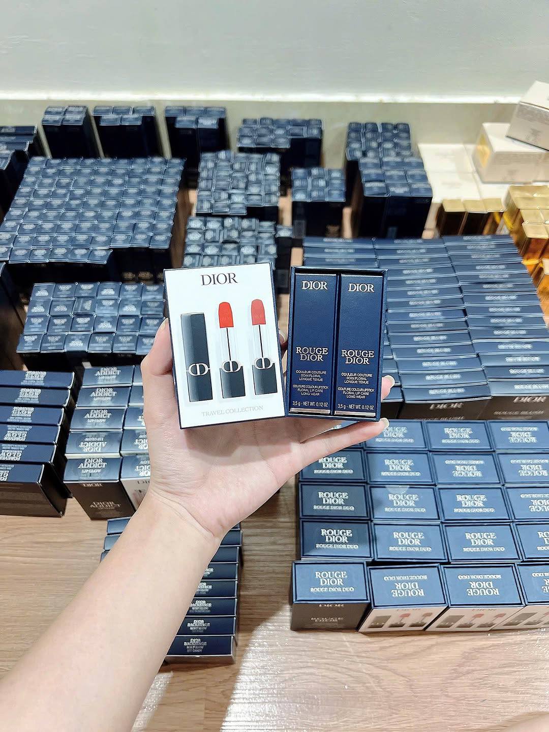 Cosmetics Pallets Cosmetics Pallets