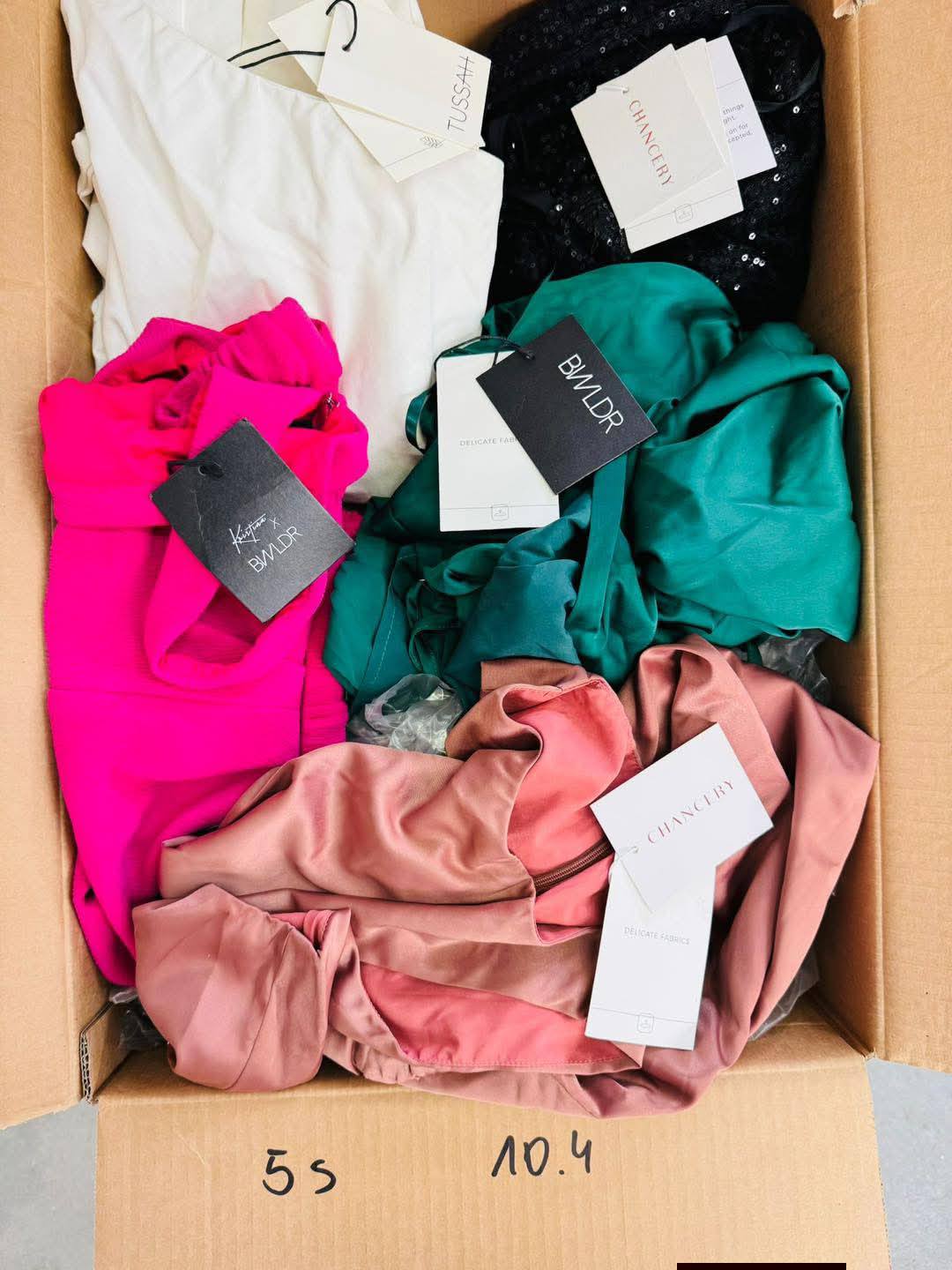 Women’s Branded Clothing Pallets Women’s Branded Clothing Pallets