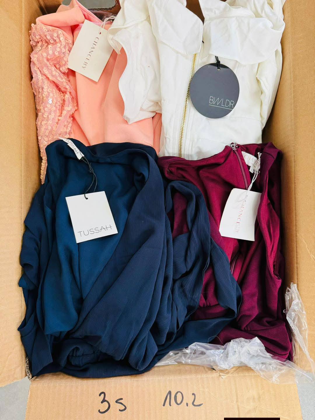 Women’s Branded Clothing Pallets Women’s Branded Clothing Pallets