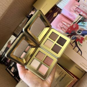 COSMETICS MAKEUP PALLETS