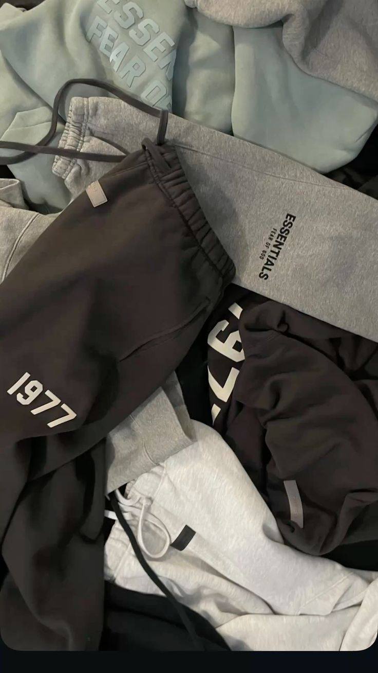 Fear of God Essentials Fear of God Essentials
