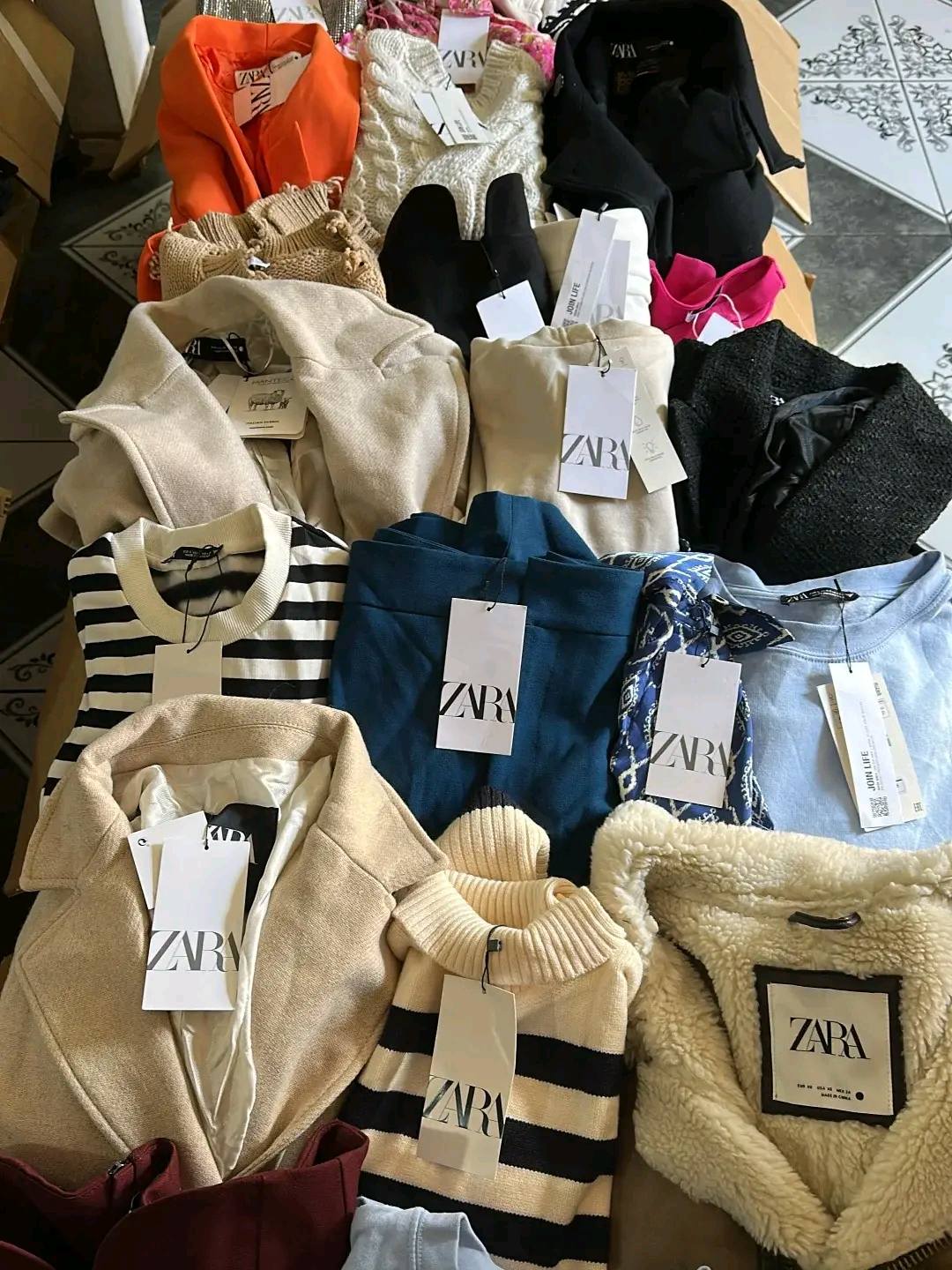 Women’s Zara Clothing Pallets Women’s Zara Clothing Pallets
